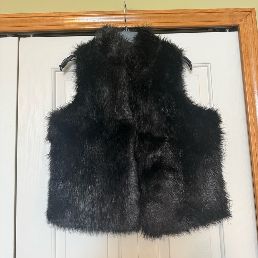 Parkhurst Outdoor Edition Black Faux Fur Vest